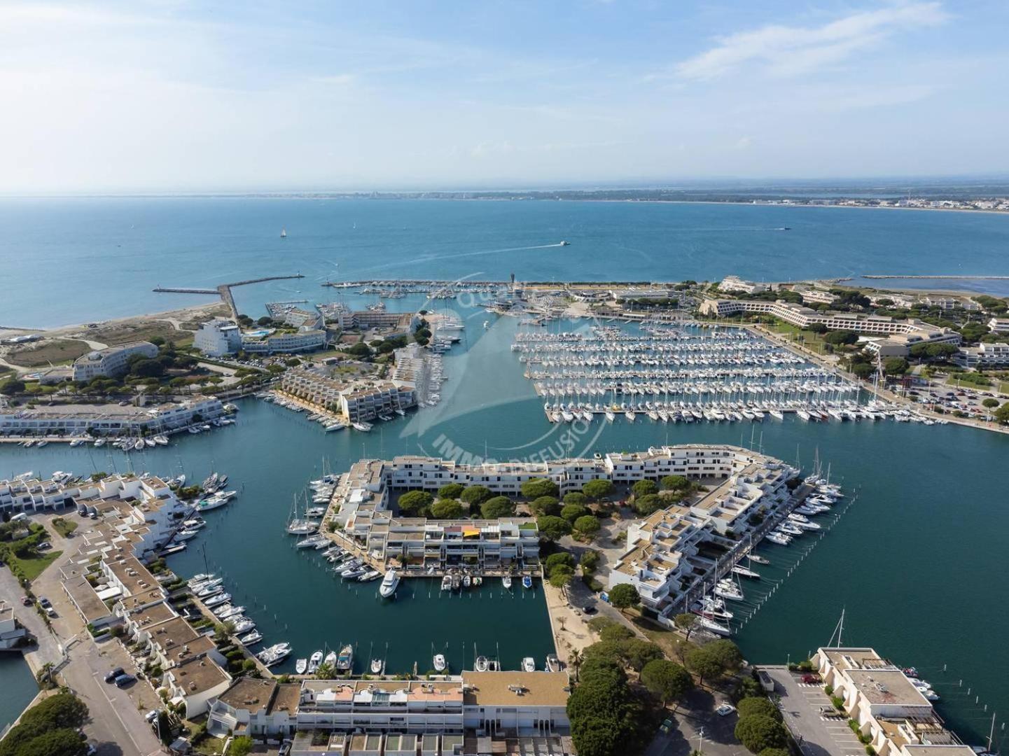 AS9557 - Studio vue sur la mer avec parking privé proche centre ville Le Grau-du-Roi Esterno foto